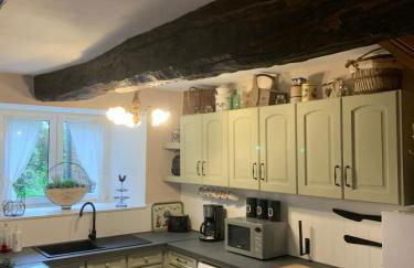 Brittany Countryside Retreat 3 Bedrooms Sleeps 6 Pet Friendly Heated Swimming Pool Free Wifi - Foto 47