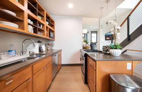 Queen Anne Modern Family Home Free Parking - SLU - Gym - Foto 17