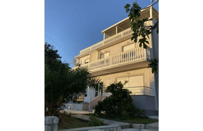 Holiday Apartment Petra & Lucija - Foto 1