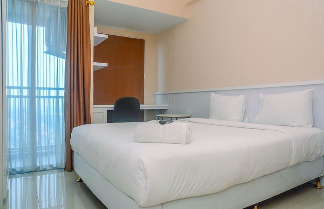 Minimalist And Comfy Studio At Grand Dhika City Apartment - Foto 1