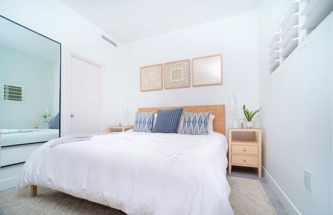 Cayman Luxury Rentals at The Grove - Photo 4