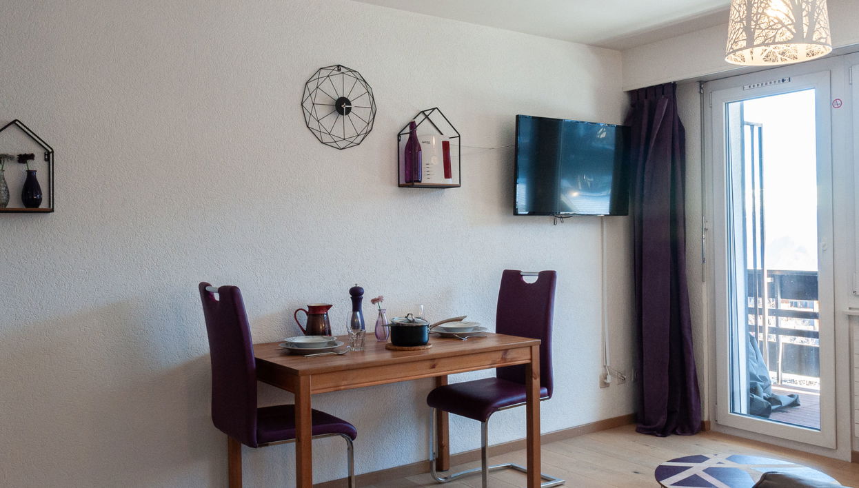 Valaisia 24A - Photo 1, Kitchen / Dining Room