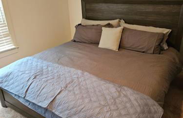 Modern Midtown home with 3 king beds - Foto 2