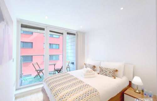 Deluxe One Bed Apartment by London ExCeL & O2 - Photo 3