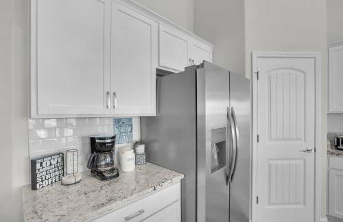 Serene Stay in Savannah Residential Heaven - Foto 12