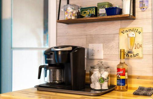 Pet friendly - steps to water! - Foto 19