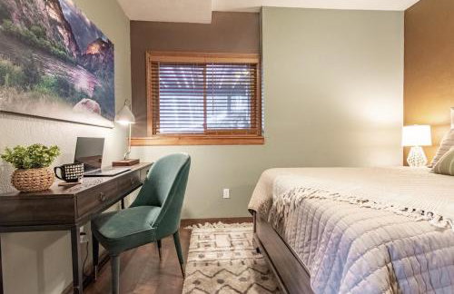 Sunset Mountain Views near Town on 3 Private Acres - Foto 31