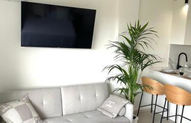 Coronado Apartment - Photo 9