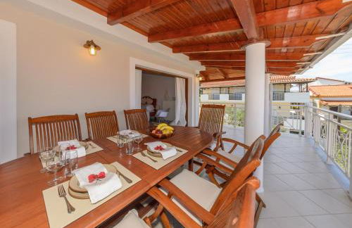 Villa Eleni - Maisonette with Ocean panorama terrace - Foto 35