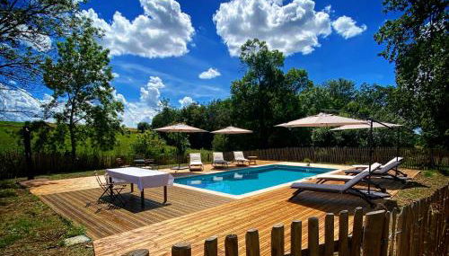 Gîtes Charme et Cosy avec piscine - Le Clos Boissière - Photo 3, sunbed