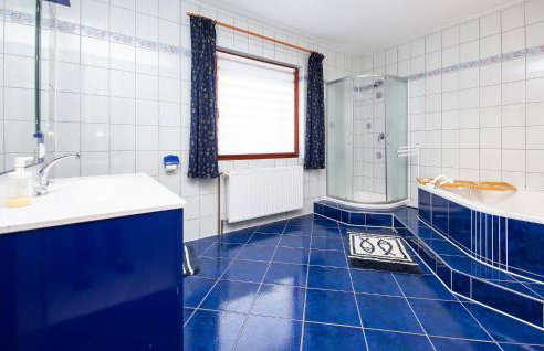 Stunning Home In Velika - Photo 31