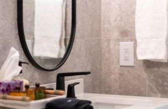 Smart Bungalow: 10-min to UF, Central Location - Foto 23