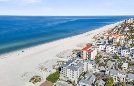 Newly Reno Beachfront Escape I Steps to Beach - Foto 42