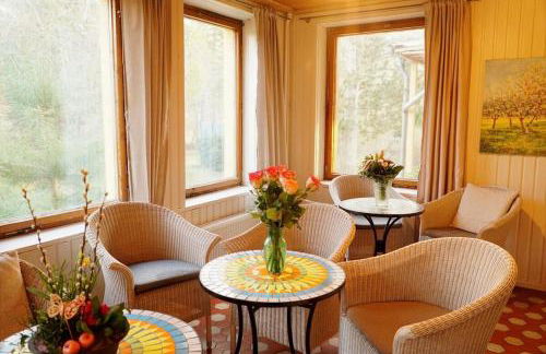 Villa Sophienschlösschen nahe Berlin - Exklusive Zeit zwischen 5 Seen mit großer Küche, gratis Sauna & 3500qm Garten - Foto 6