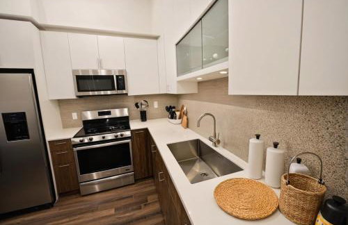 Stylish Venice Escape Near the Marina & Beachfront - Foto 15