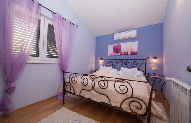 Stone House in Podgora With Sea Views - Photo 4