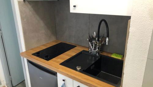 Studio au pied des pistes - Linge fourni - Photo 5, stove