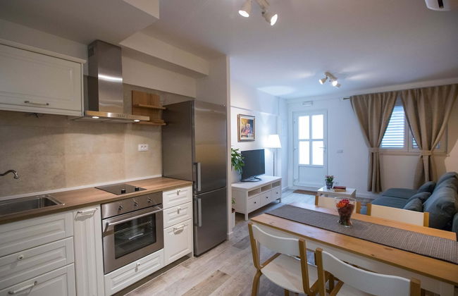 Apartment Dam - Photo 2