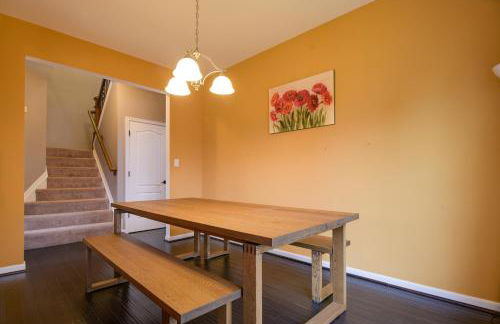 54 Mi to Dtwn DC Spacious Family Home! - Foto 8