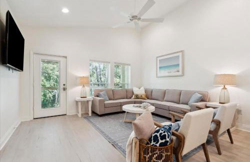 Brand New Luxury Rental on Oleander Unit G - Foto 4