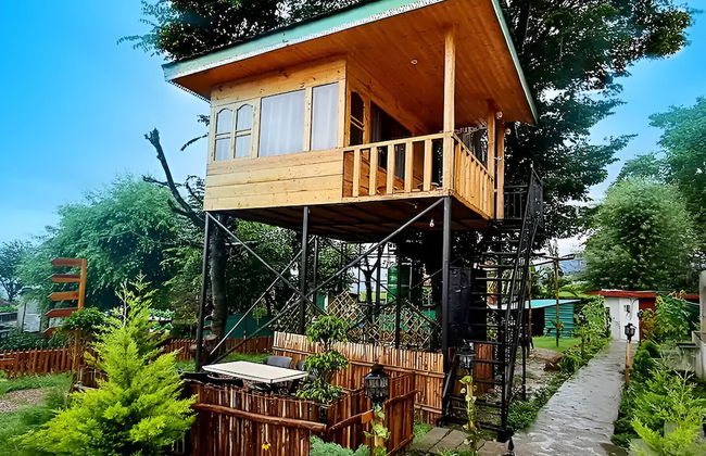 Hollywood Camps and Restaurant Bir - Foto 5