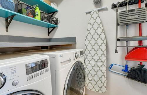 3-BD 2-BA Northern Dallas Retreat Hot Tub and BBQ - Photo 33