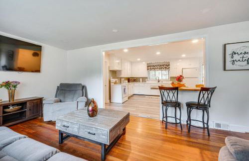 Winston-Salem Home on 2 Acres - Spacious Deck! - Foto 5