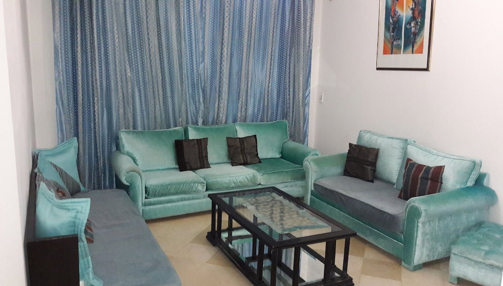 Spacious Very Modern Apartment Richly Furnished - Foto 1, Imagen principal