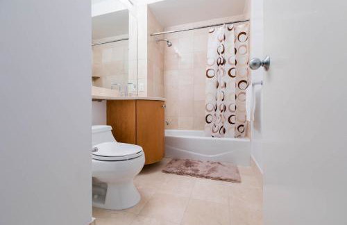 Fully Furnished 1BR in Murray Hills - Foto 15