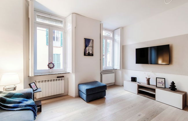 Pleasant Family Apt next to Lake Como - Photo 12