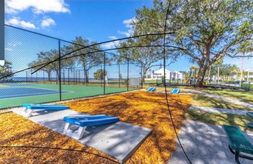 Perfect getaway with pool, hot tub and world class views - Foto 17