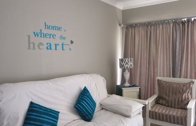 Cherry Lane Self Catering BB - 1 Bedroom Bathroom With Shower for 4 Guests - Foto 6