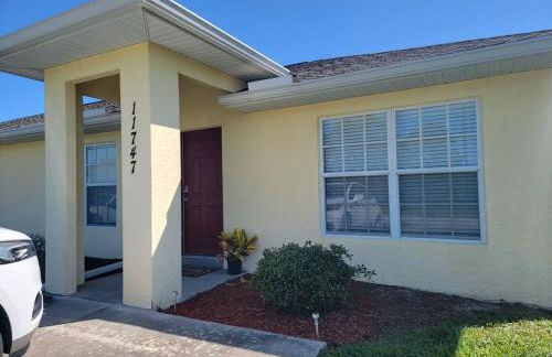 Home 3 beds 1 full bath 1 half bath Port Charlotte near beach - Foto 28