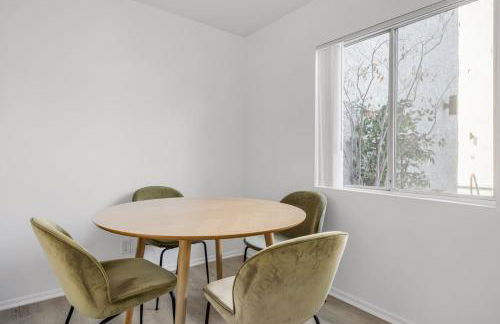 Blueground Melrose pool nr Griffith Park LAX-1399 - Foto 6