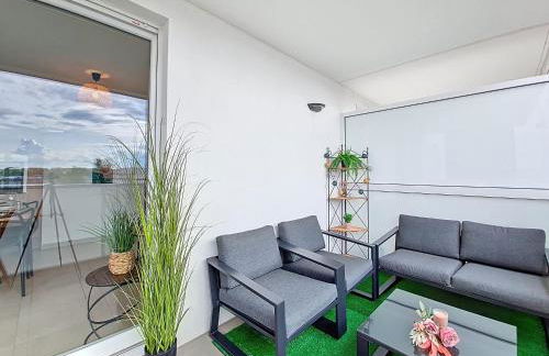 Chez Lady Mag - Neuf - Confort - Parking - Proche centre-ville - Tram - Foto 4