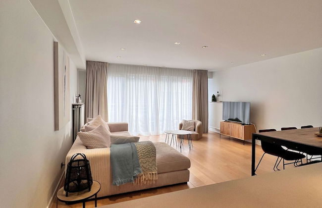 Huswell - Cozy Apartment Near the Beach Shops With Terrace - Photo 2