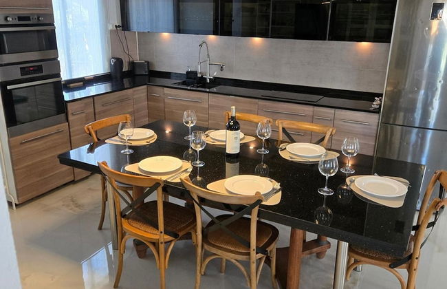 3-bed Villa Sleeps 8 With Private Pool - Foto 6