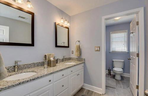 Lakefront Home for Families and Groups - Private Pool, BBQ, Paddle, Fishing - Foto 27