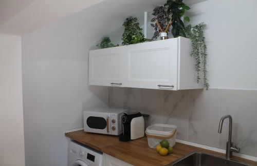 Casa das Bonecas by LovelyStay - Foto 6