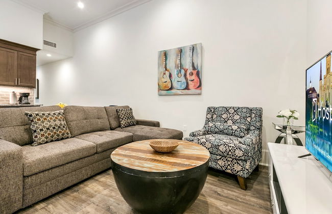 Newly Renovated Condos French Quarter - Foto 50