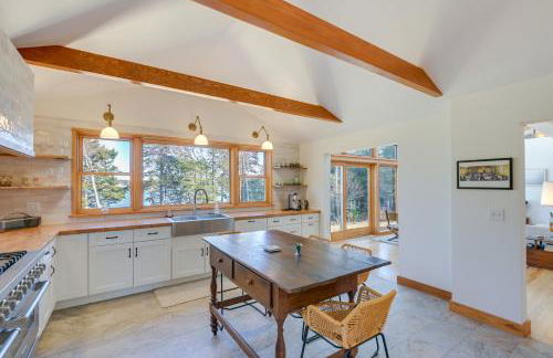 Chic Addison Home with Fire Pit on 8 Private Acres! - Photo 9