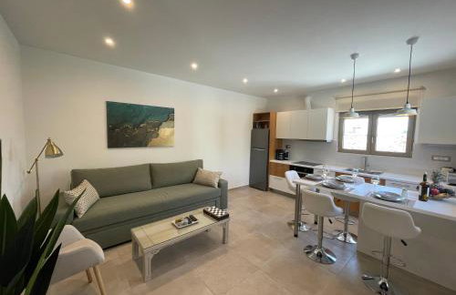 Aryiro's Residence,Cozy&Sunny - Foto 11