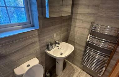 Gatwick Cosy Apartment - Foto 8