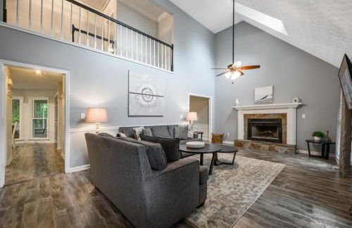 Relax In This 4BR Retreat With Screened Snug Porch - Foto 6