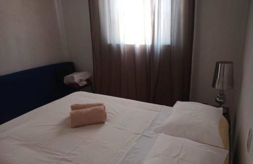 Micro casa com ar condicionado 2km da prainha - Foto 16