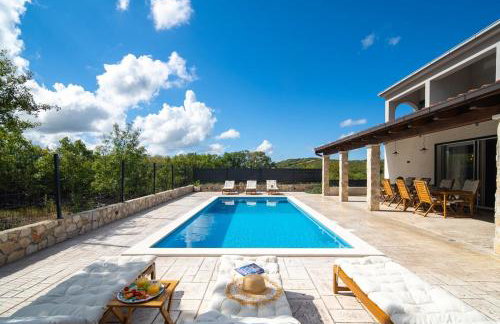 Villa Admiral Your Idyllic Retreat in rural area of Trogir hinterland - Foto 2