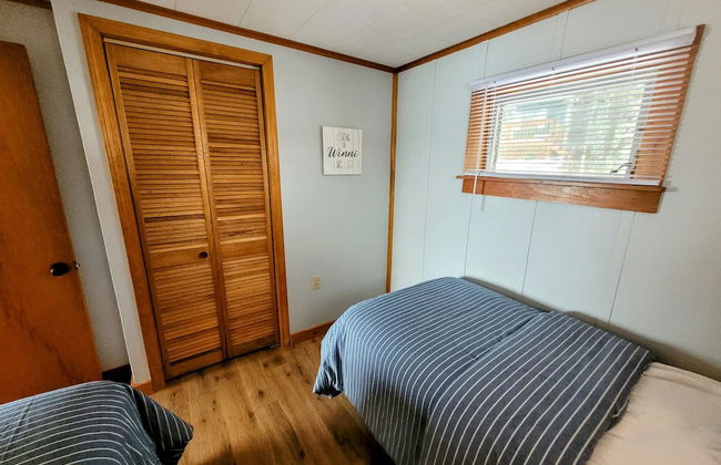 Winni Lakefront Cabin - Foto 4