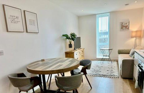 Urban Heaven with free parking - Photo 13