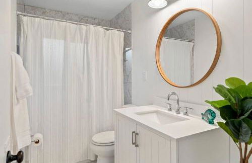 Cozy Coastal Getaway • Panoramic Ocean Views - Foto 4