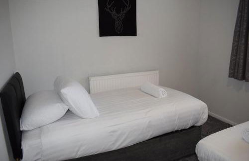 3 Bedroom-Kelpies Serviced Apartments Burns - Foto 8
